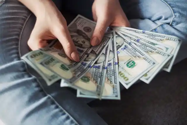 Generate passive income in 2024 with Ai